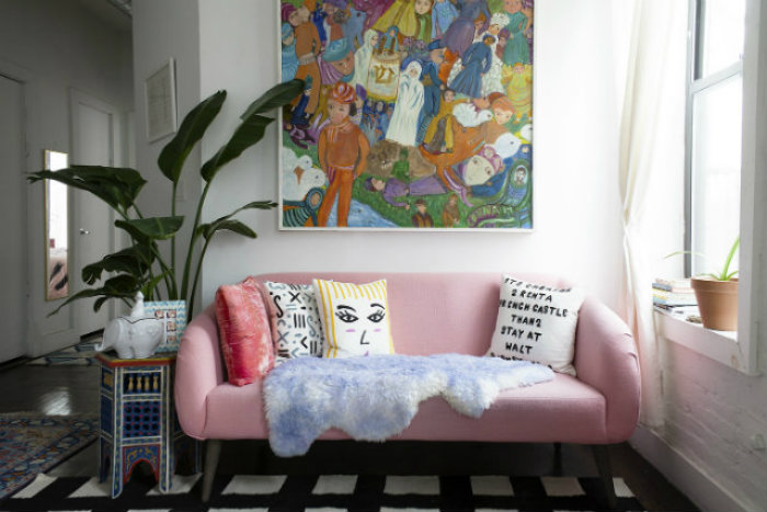 modern-home-decor-Modern-comfortable-sofas-koket-love-happens-pink