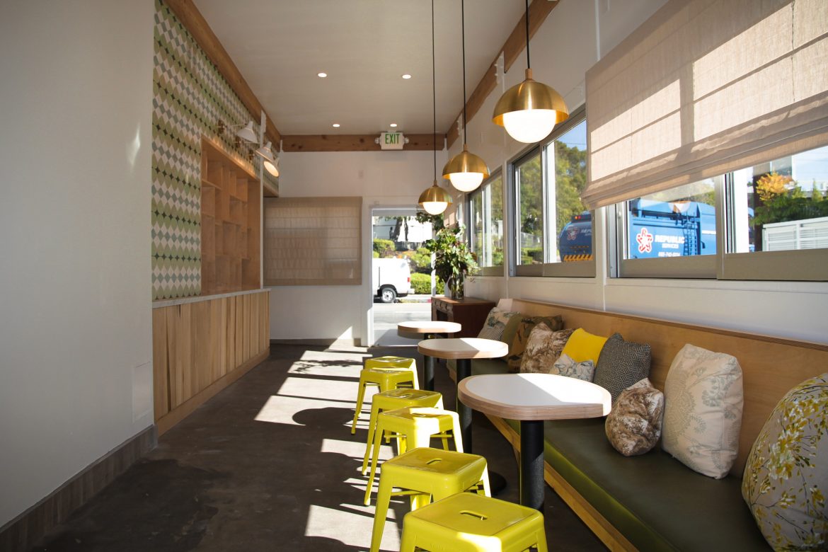 MOBY'S LITTLE PINE VEGAN CAFE HAS A MID-CENTURY MODERN STYLE