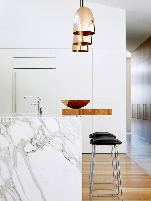 12 Stunning Modern Marble Kitchens