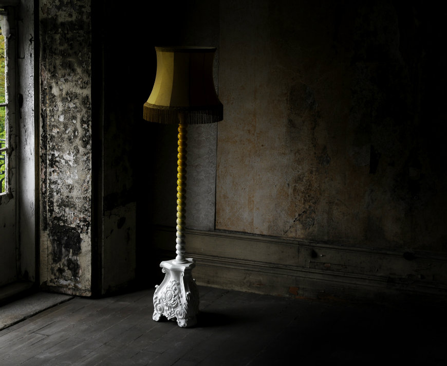 Decorate Your Modern Home With These Vintage Floor Lamps