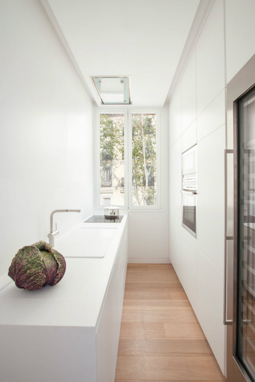 Modern Apartment Interior Design in Madrid