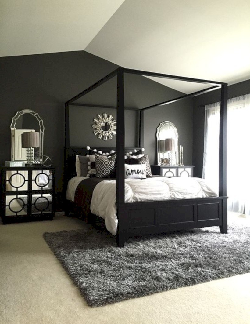 5 Black Master Bedrooms Design Ideas